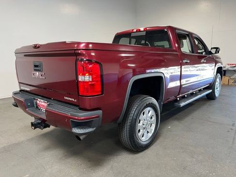 Used 2015 GMC Sierra 2500 Denali RWD image 3