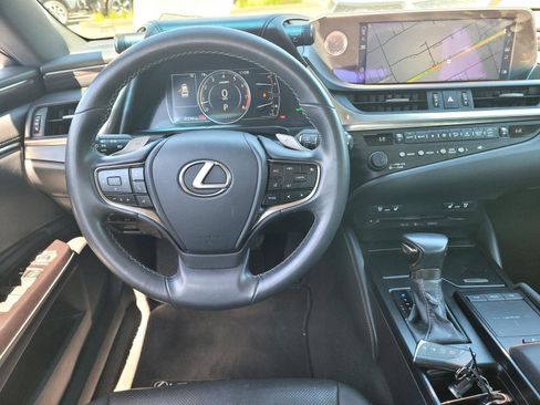 Used 2020 Lexus ES 350 w/ Premium Package FWD image 20