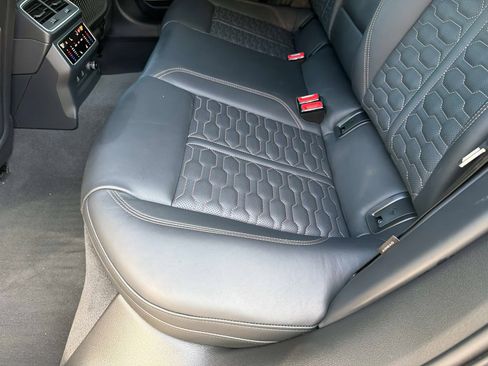 Used 2024 Audi RS 6 performance image 31