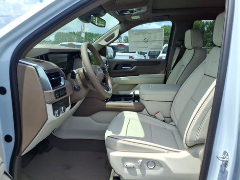 New 2026 GMC Yukon Denali w/ Sun & Power Step Package RWD image 19