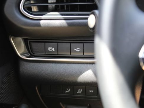 Certified 2025 MAZDA CX-30 AWD 2.5 S w/ Preferred Package image 18