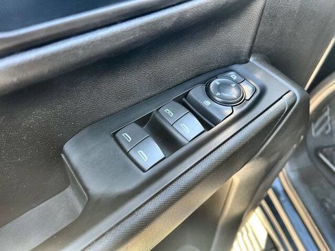 Used 2021 Chevrolet Silverado 1500 Custom image 21