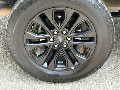 Used 2020 Ford F150 XLT w/ Equipment Group 302A Luxury image 10