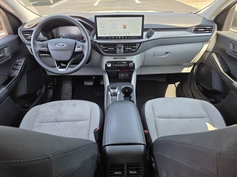 Used 2023 Ford Escape Active w/ Tech Pack #1 FWD image 8