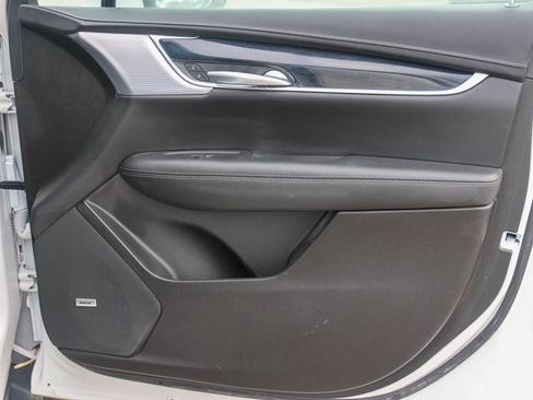 Used 2024 Cadillac XT5 Premium Luxury image 16