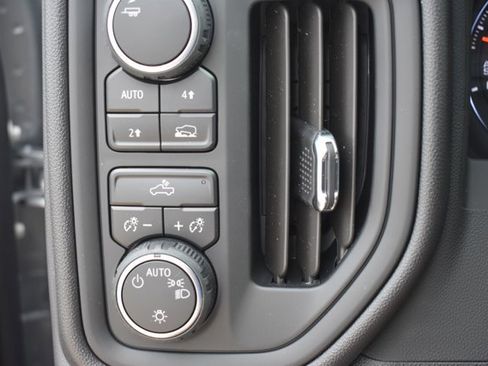 New 2026 Chevrolet Silverado 1500 W/T w/ WT Value Package image 24