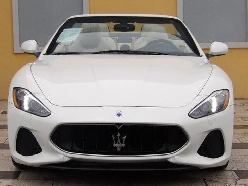Used 2018 Maserati GranTurismo Sport image 10