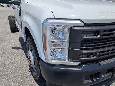 New 2025 Ford F350 XL image 10
