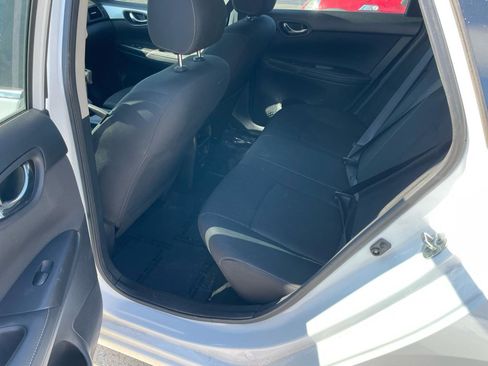 Used 2019 Nissan Sentra S image 23