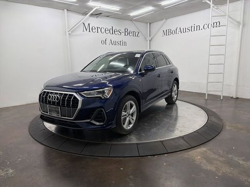 Used 2022 Audi Q3 2.0T Premium Plus image 3