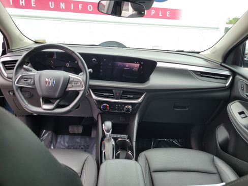 Used 2024 Buick Encore GX Sport Touring w/ Experience Buick Package FWD image 17