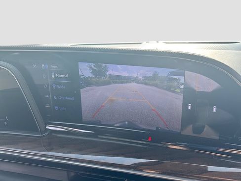 Used 2024 Cadillac Escalade Sport Platinum w/ LPO, ONYX Package AWD/4WD image 27