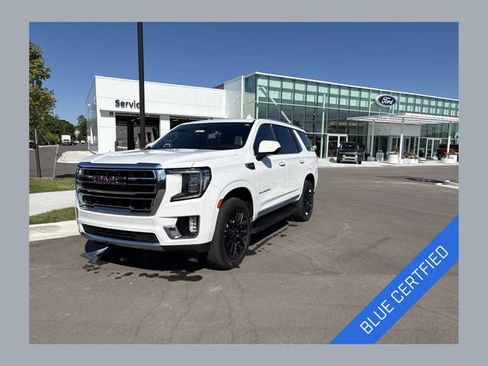 Used 2023 GMC Yukon SLT AWD/4WD image 1