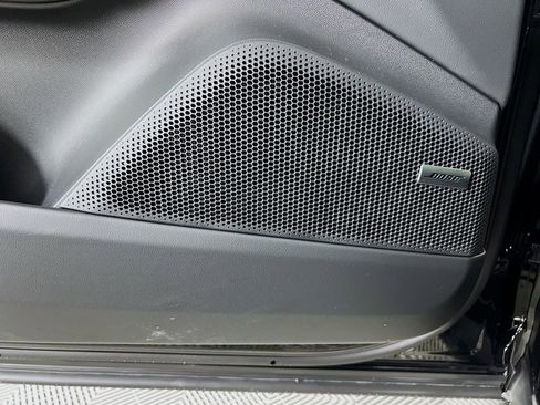 New 2026 Porsche Macan 4 Electric image 21