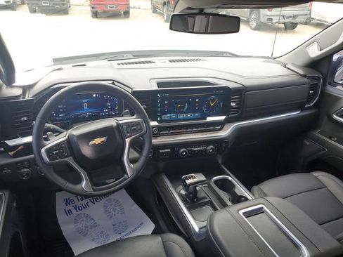 Used 2022 Chevrolet Silverado 1500 LTZ w/ LTZ Premium Package AWD/4WD image 26