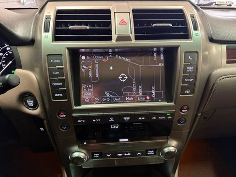 Used 2018 Lexus GX 460 Premium w/ Premium Package AWD/4WD image 8