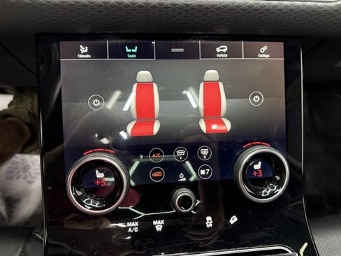 Used 2019 Land Rover Range Rover Velar R-Dynamic SE AWD/4WD image 16