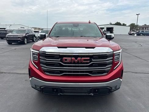 Used 2023 GMC Sierra 1500 SLT w/ SLT Premium Package AWD/4WD image 8