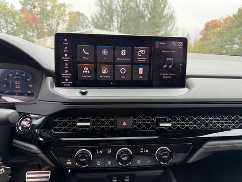 Used 2024 Honda Accord Sport image 12