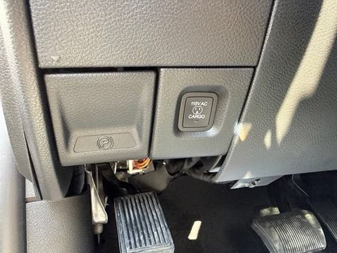 New 2026 RAM 3500 Tradesman AWD/4WD image 28