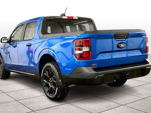 New 2025 Ford Maverick XLT w/ Black Appearance Package image 18