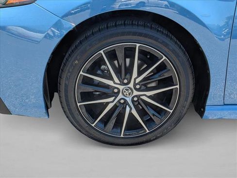 Used 2024 Toyota Camry SE FWD image 23