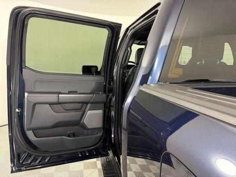 Used 2025 Ford F150 Lariat AWD/4WD image 12