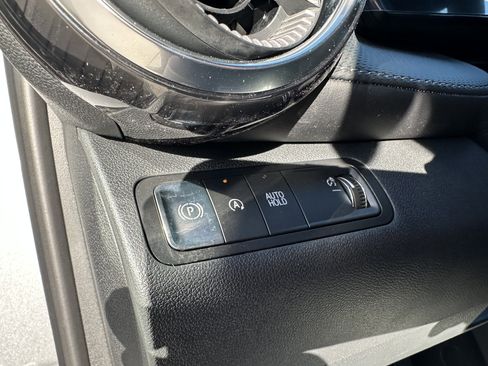 New 2026 Chevrolet Equinox LT image 31