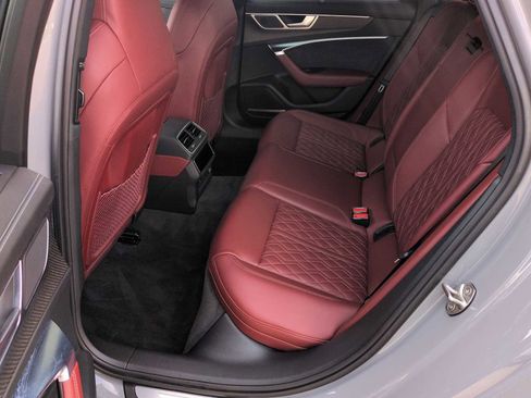 Used 2022 Audi S6 Prestige AWD/4WD image 21
