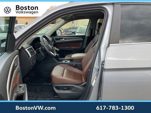 Used 2023 Volkswagen Atlas SE image 7