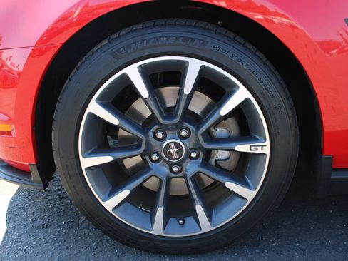 Used 2012 Ford Mustang GT Premium RWD image 6