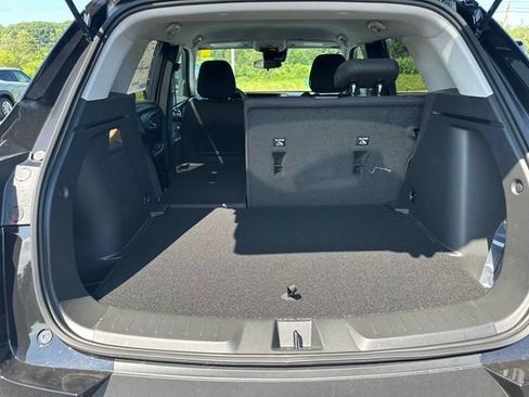 New 2026 Chevrolet TrailBlazer LT w/ LT Cold Weather Package AWD/4WD image 17