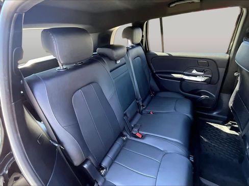 Certified 2024 Mercedes-Benz GLB 250 image 20
