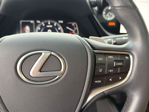 Certified 2023 Lexus ES 350 w/ Premium Package FWD image 22
