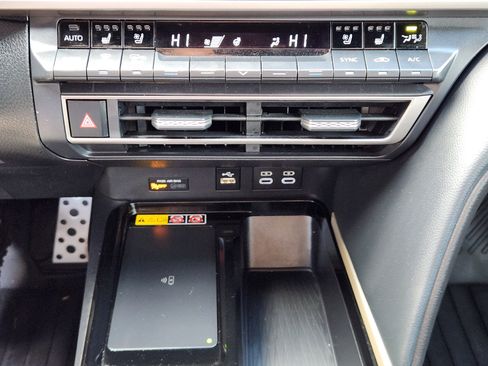 Used 2025 Toyota Camry XSE w/ Premium Package image 19