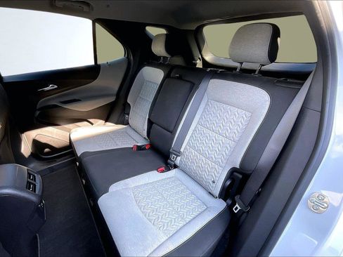 Used 2024 Chevrolet Equinox LS w/ LS Convenience Package FWD image 25