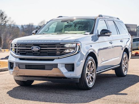 New 2026 Ford Expedition King Ranch image 2