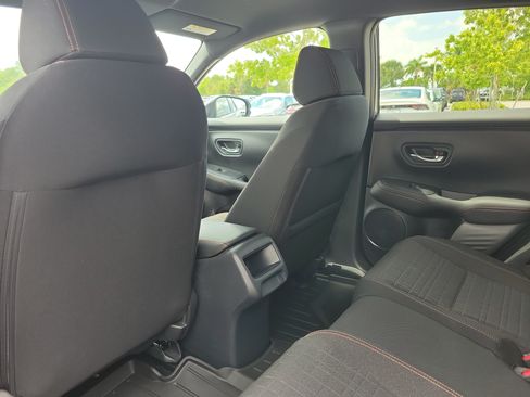 Used 2025 Honda HR-V Sport image 14