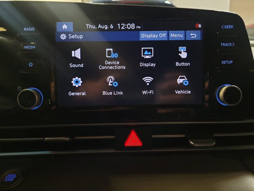 Used 2022 Hyundai Elantra SEL w/ Convenience Package FWD image 25