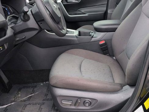 Certified 2025 Toyota RAV4 XLE image 12