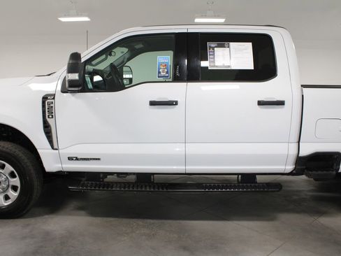 Used 2024 Ford F250 XLT image 6
