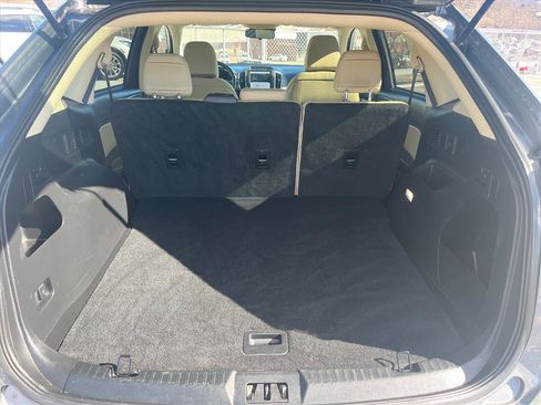 Certified 2024 Ford Edge SE w/ Black Appearance Package image 20
