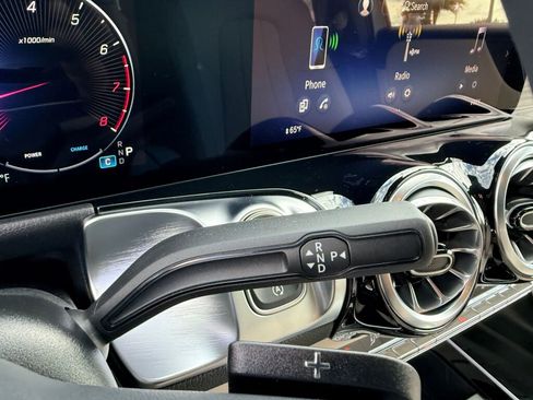 Used 2026 Mercedes-Benz GLB 250 image 22