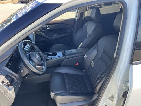 Certified 2023 Nissan Rogue Platinum w/ Platinum Premium Package image 13