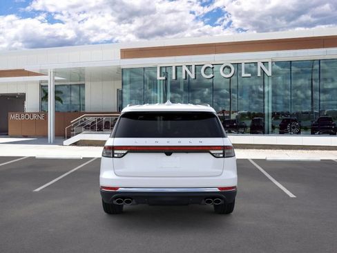 New 2026 Lincoln Aviator 2WD image 5