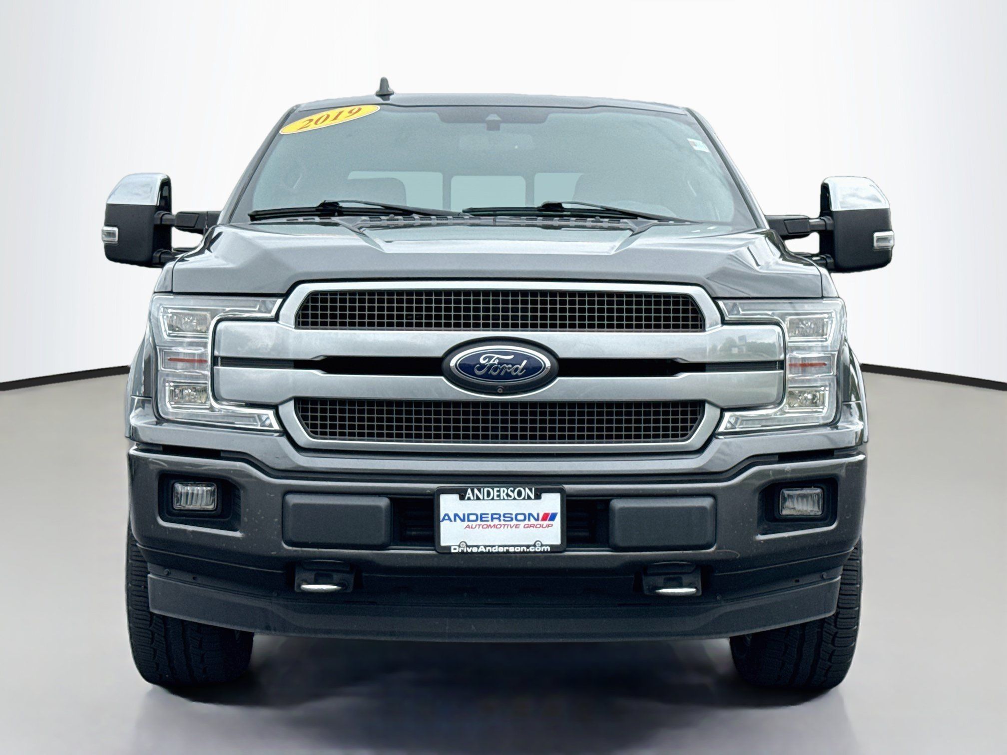 Used 2019 Ford F150 Platinum w/ Equipment Group 701A Luxury AWD/4WD image 2