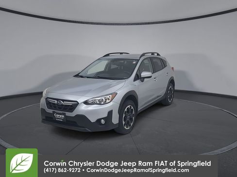 Used 2021 Subaru Crosstrek 2.0i Premium image 6