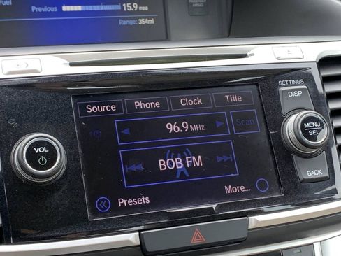 Used 2015 Honda Accord EX-L image 21