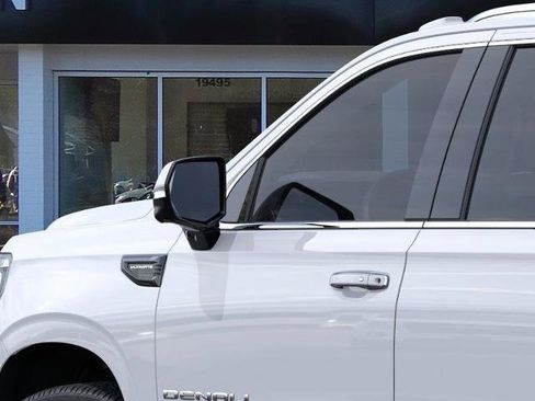 New 2026 GMC Yukon XL Denali Ultimate w/ LPO, Floor Liner Package AWD/4WD image 12