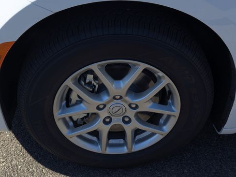 New 2026 Chrysler Pacifica Select image 7